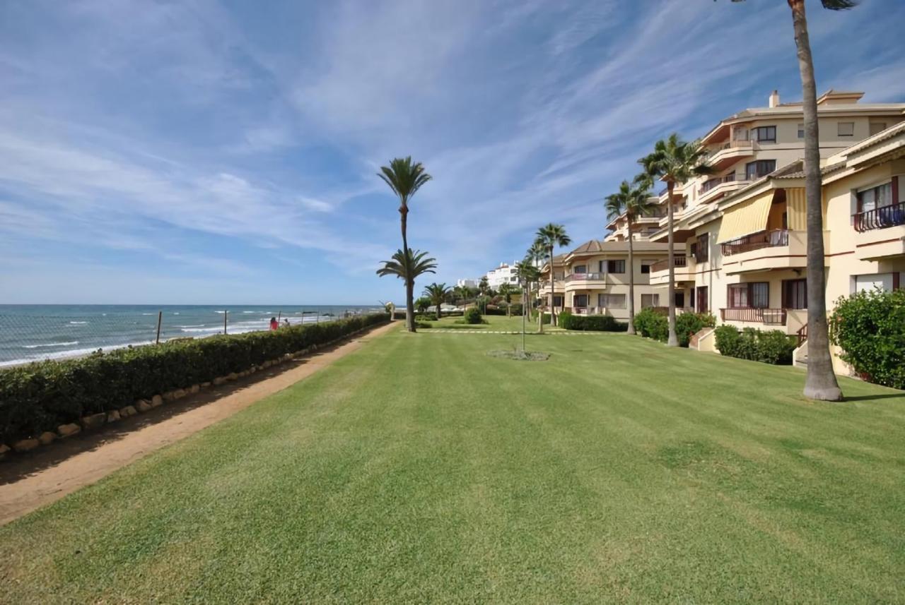 Urbanization On The Beach Front 1-3 La Cala De Mijas Exterior foto